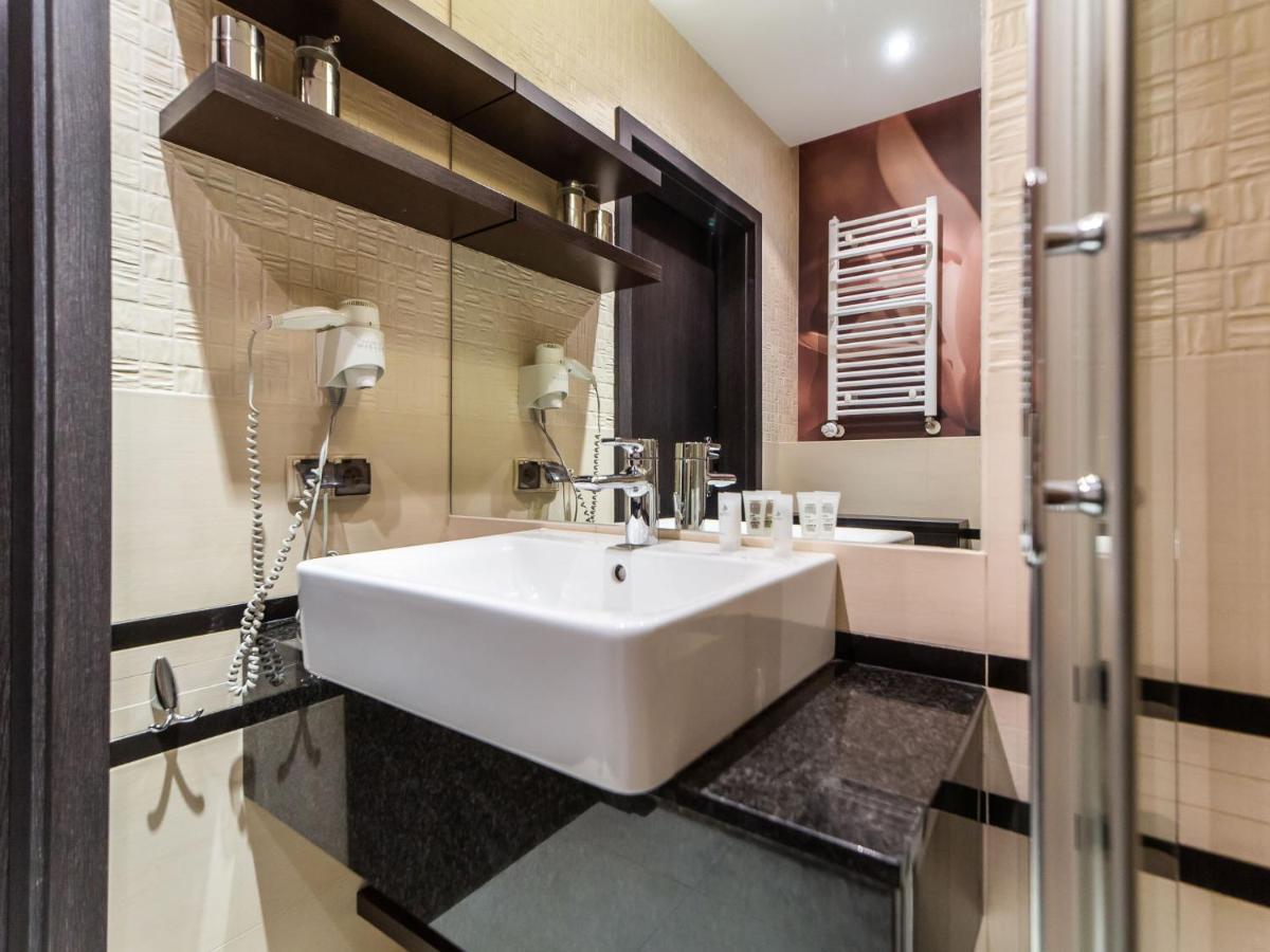 Nereus Diva Apartment โควอบเซก ภายนอก รูปภาพ
