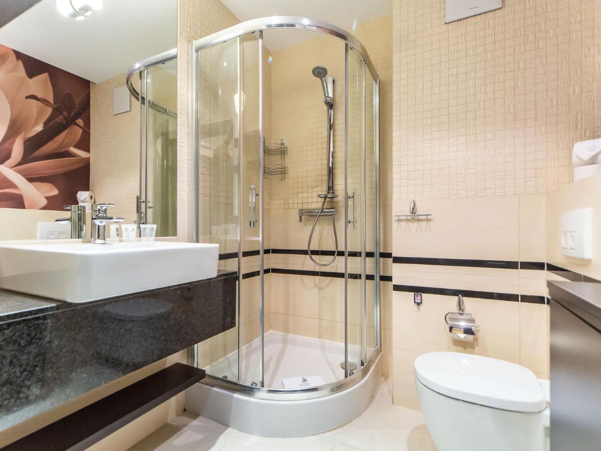 Nereus Diva Apartment โควอบเซก ภายนอก รูปภาพ
