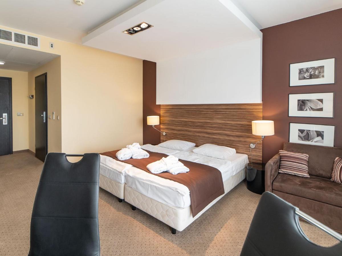 Nereus Diva Apartment โควอบเซก ภายนอก รูปภาพ